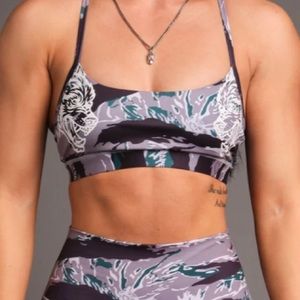 Darc sport jungle camo sports bra Sold out
